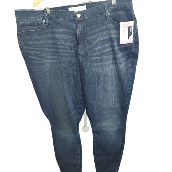 Signature Levi Strauss High Rise Super Skinny Jeans Women's Size 26M NWT - Picture 2 of 6